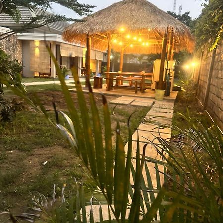 Apartamento Qwank Kuta  Exterior foto